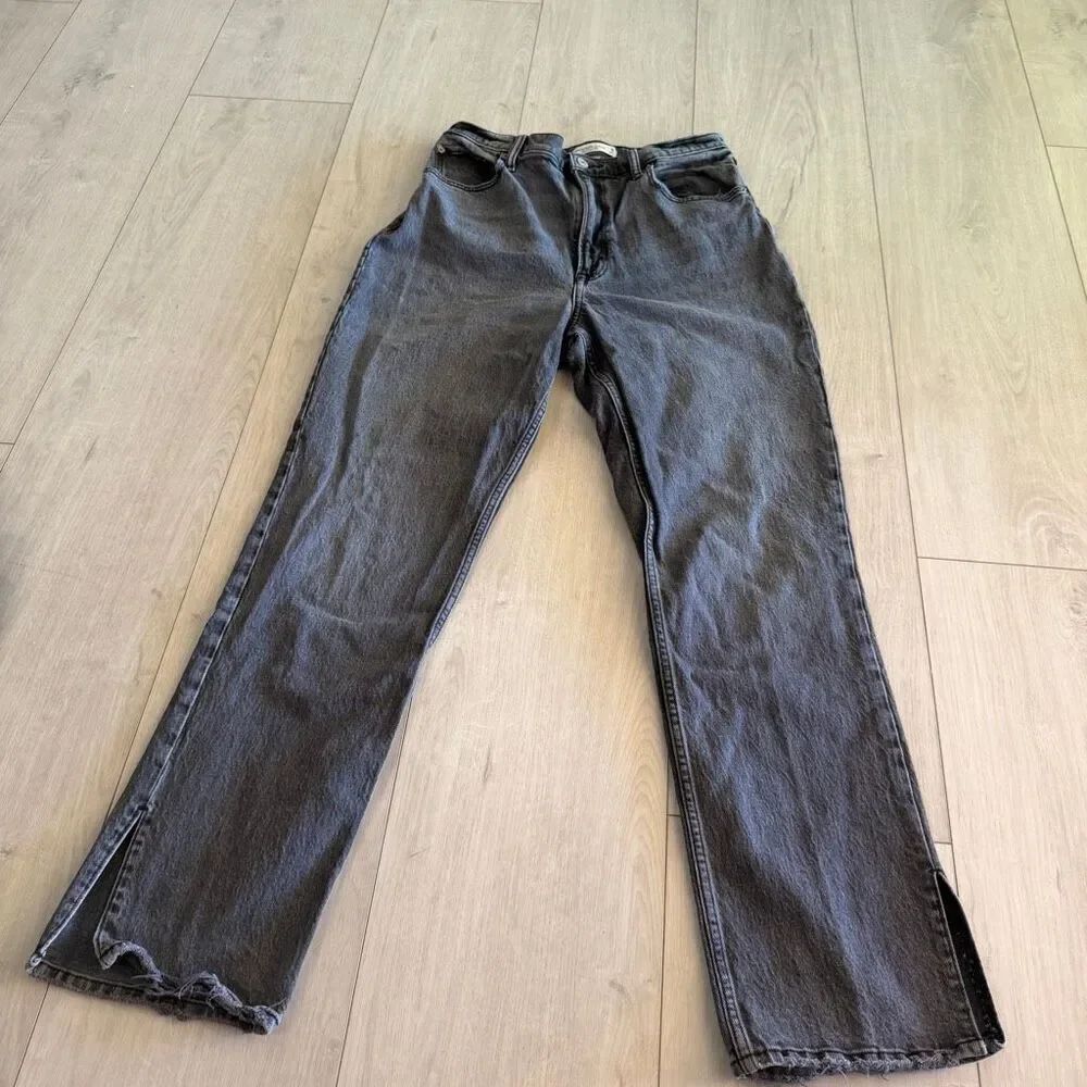 Abercrombie & Fitch the 90s straight ultra high rise women’s jeans size 30